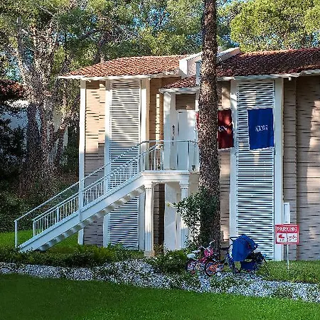 Attaleia Village 리조트 베렉