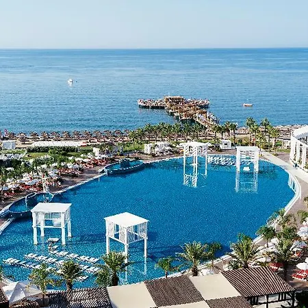 Semesteranläggning (resort) Attaleia Village 5*